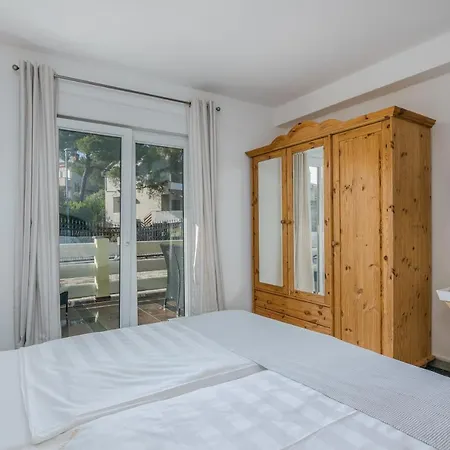 Viva No 5 Apartment Krk Town